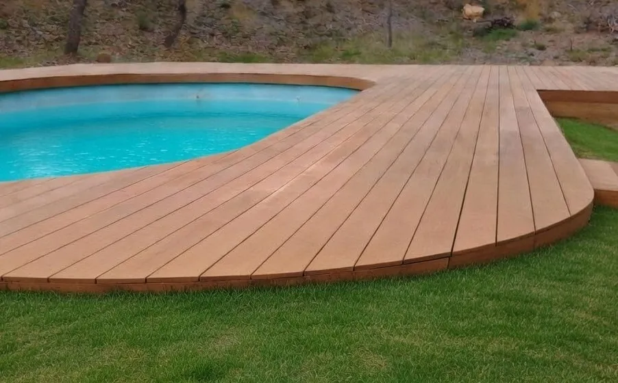Terrasse bois en cours de conception dans le Pays d'Aix